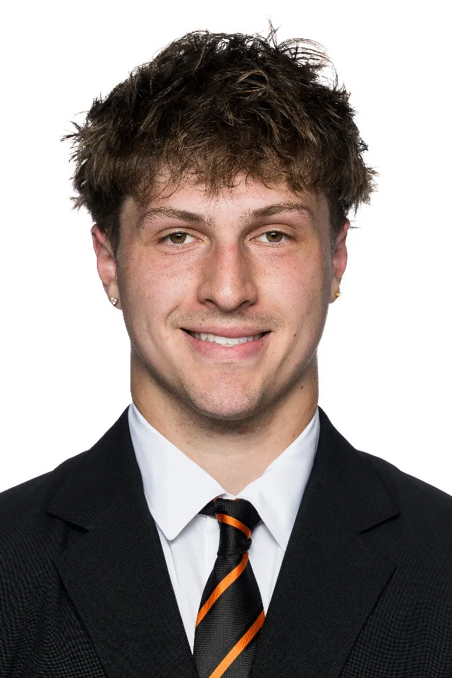Adel Dorr, Football, undefined
