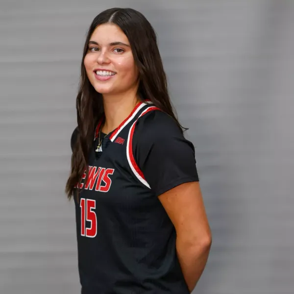 Ella Moser, Basketball, Lewis University