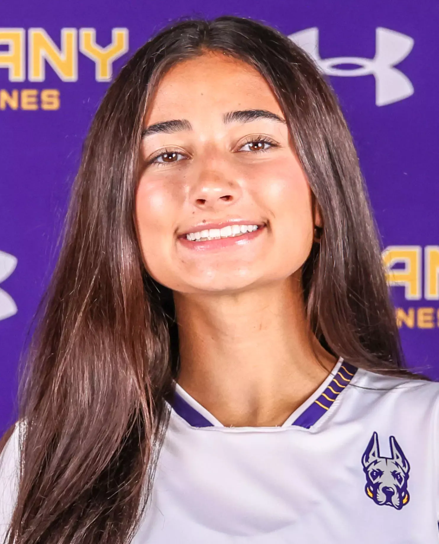 Angie McLoughlin, Soccer, undefined
