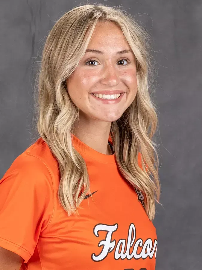 Olivia Schneider, Soccer, undefined