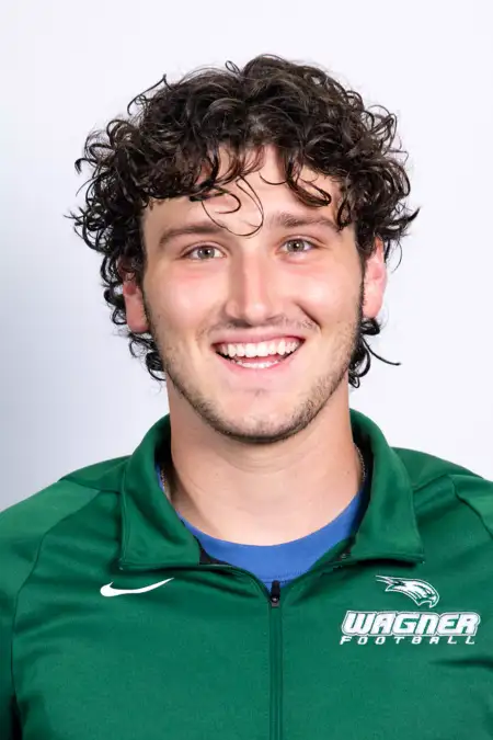Tommy Morris, Football, Wagner College
