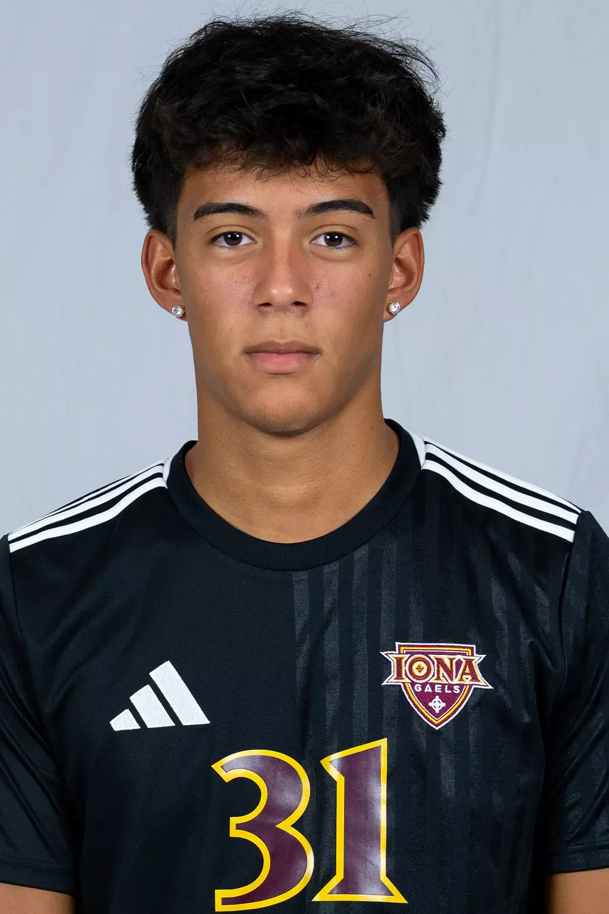 Jero Velasquez, Soccer, Iona University