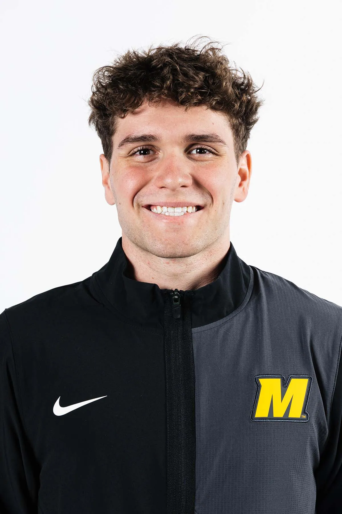 Deacon Colbert, Swimming & Diving, undefined