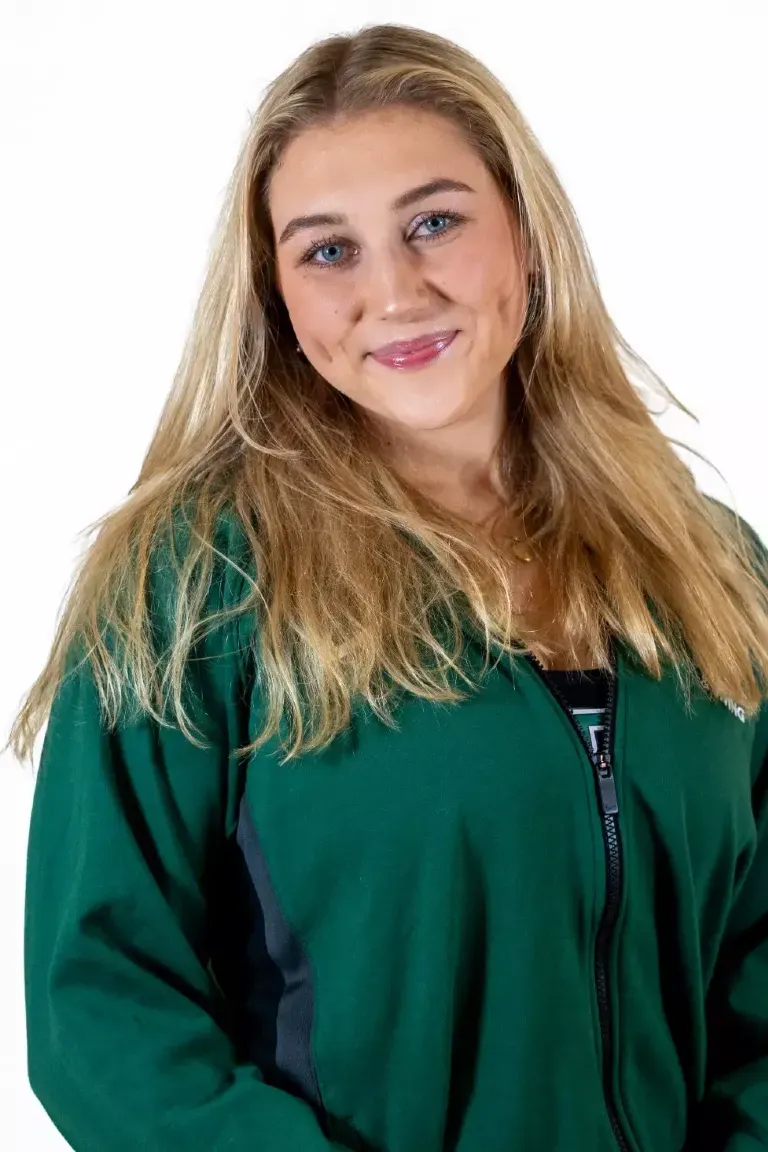 Erika Ilkiu, Swimming & Diving, Dartmouth College