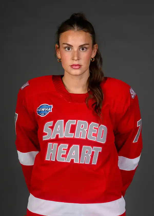 Taylor Elliott, Hockey, Sacred Heart University