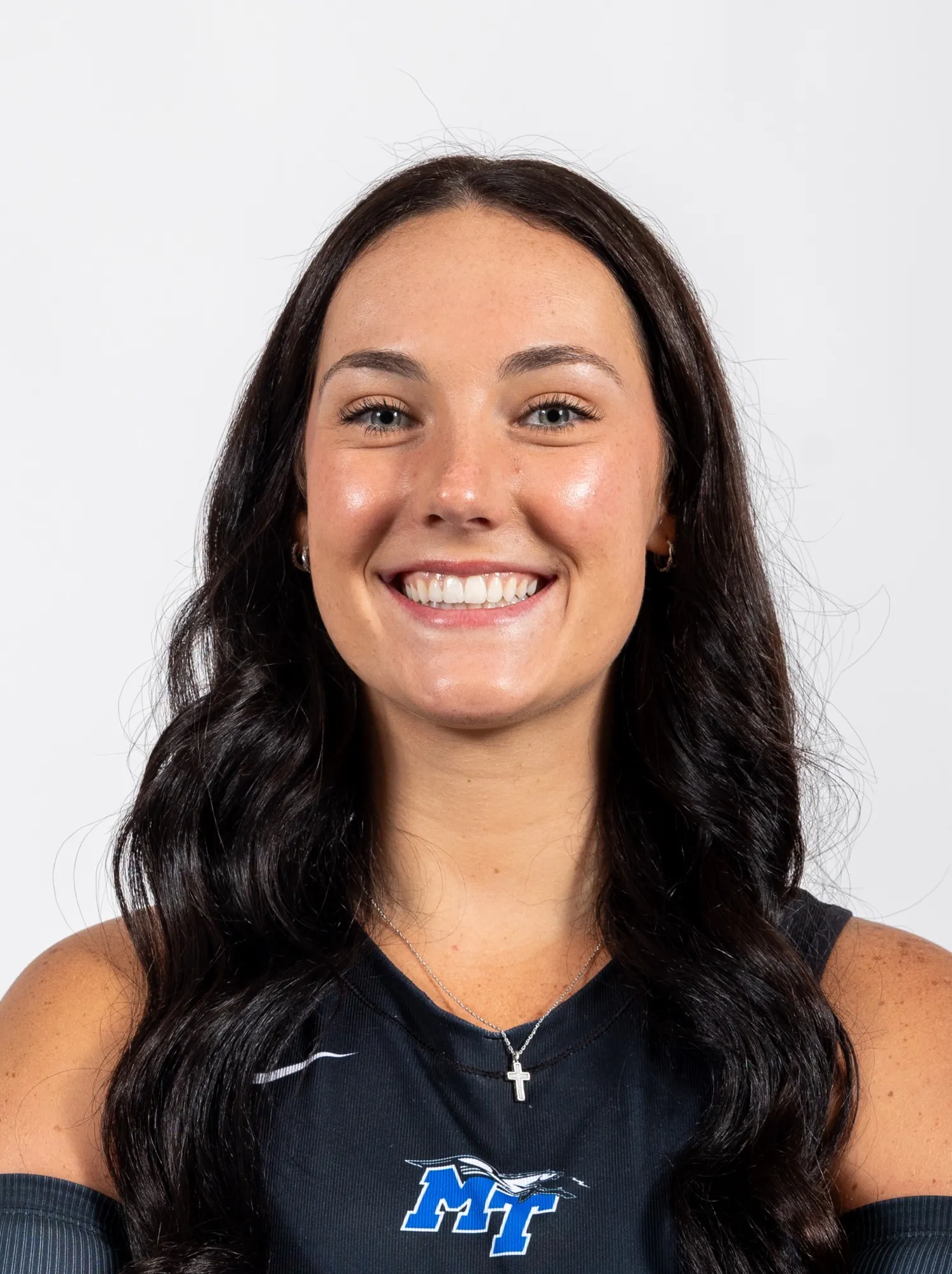 Caroline Macander, Volleyball, undefined