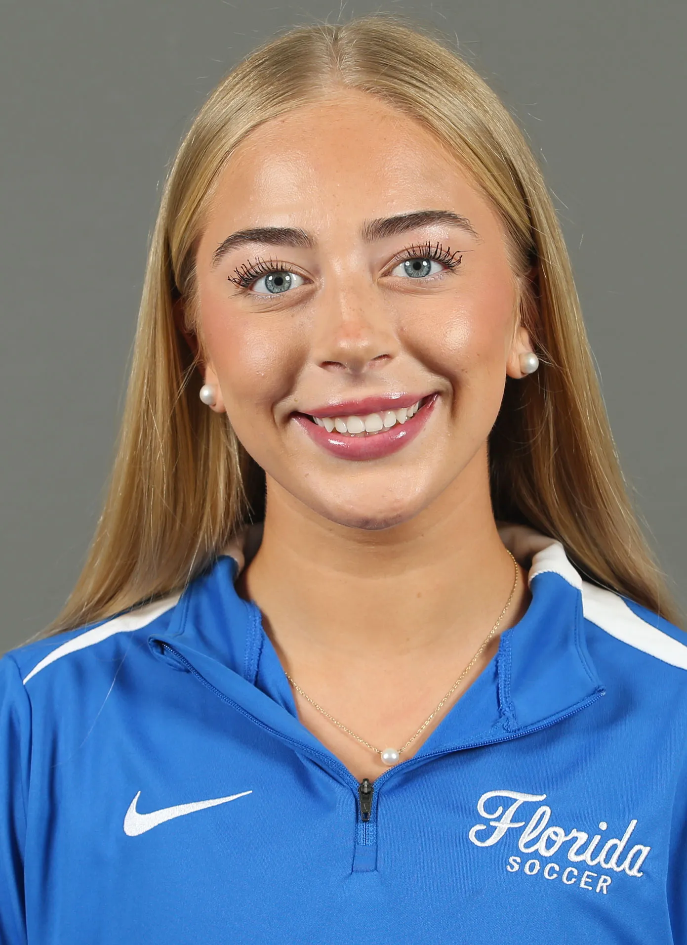 Addy Hess, Soccer, undefined