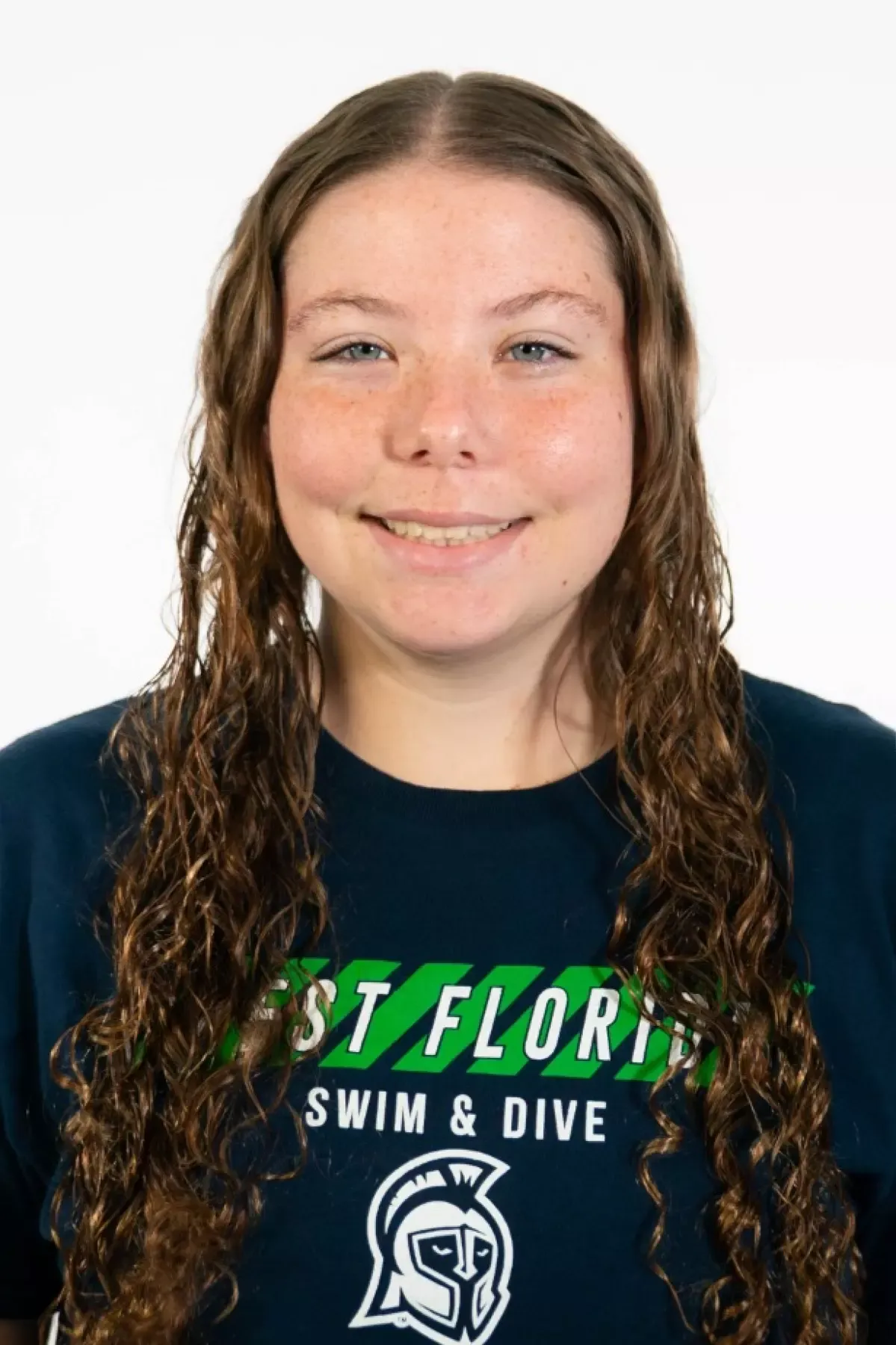 Phoebe Lutzko, Swimming & Diving, University of West Florida