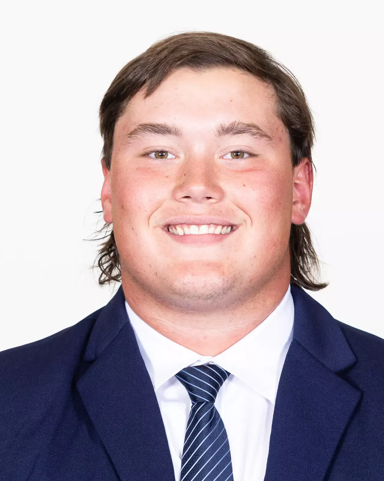 Wyatt Valiente, Football, undefined