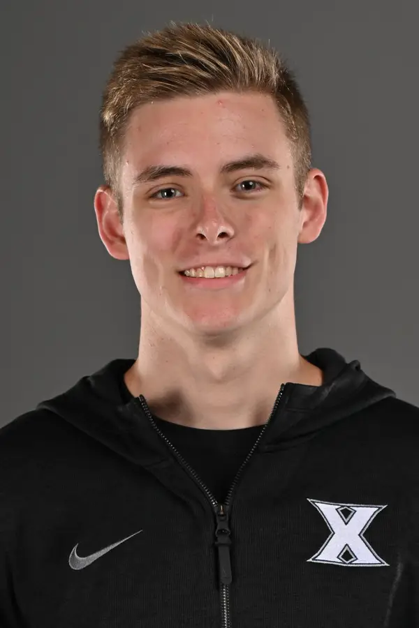 Walker Simpson, Swimming & Diving, Xavier University