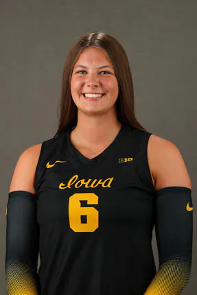Hallie Steponaitis, Volleyball, undefined