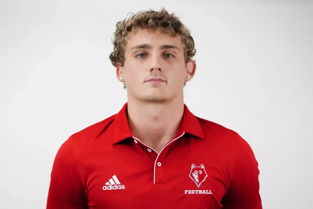 Jonathan Goswick, Football, undefined