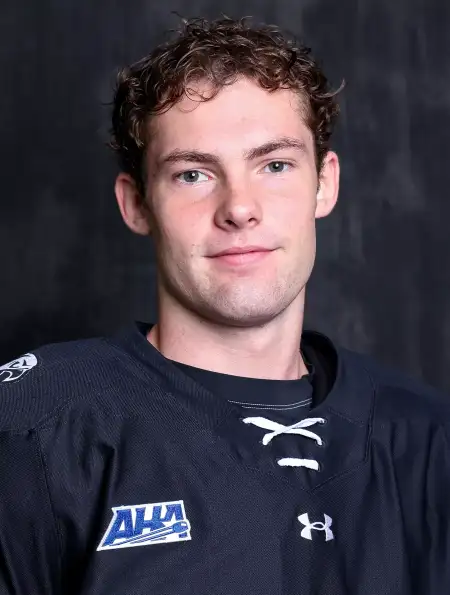 Saxton Tess, Hockey, Bentley University