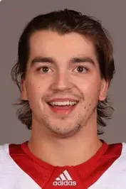 Maximilion Helgeson, Hockey, undefined