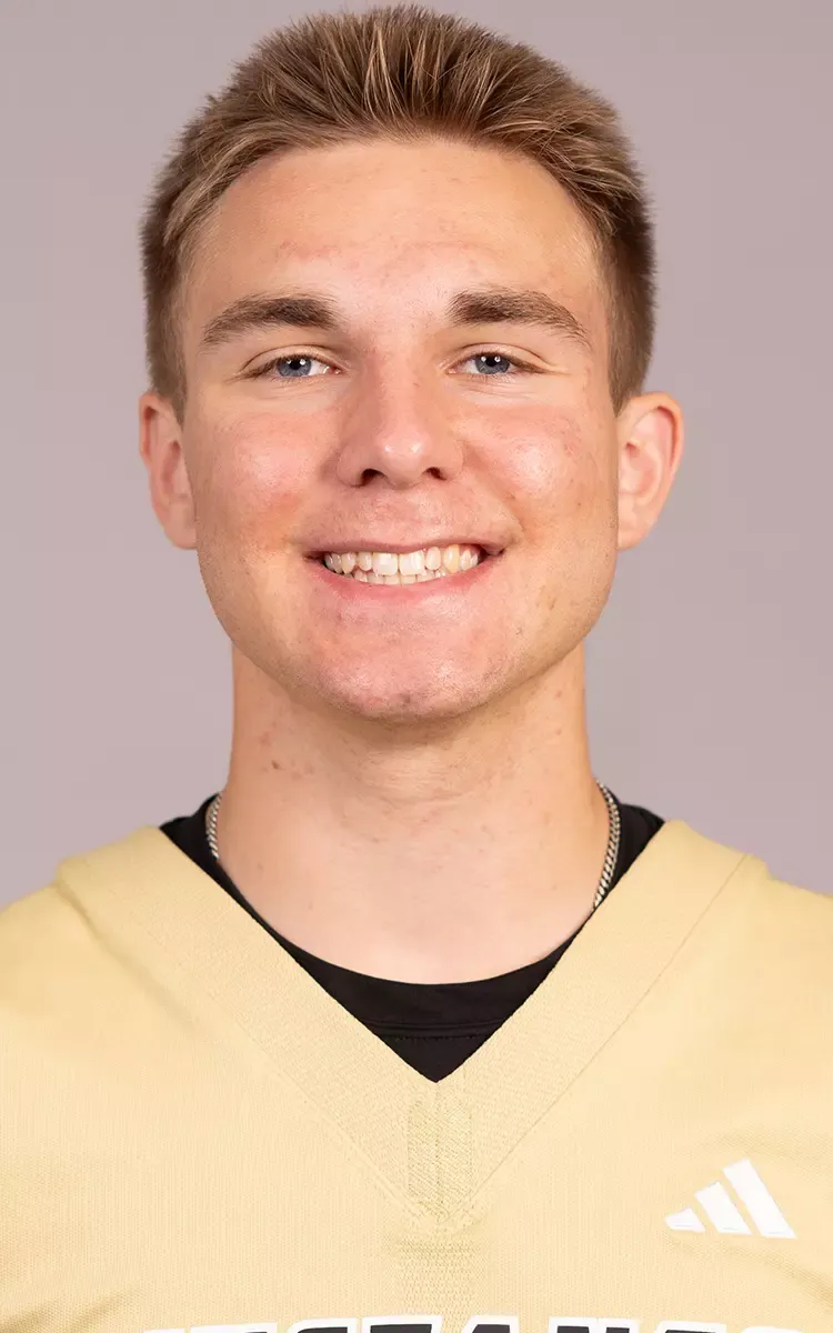 Izaac Vanek, Football, undefined