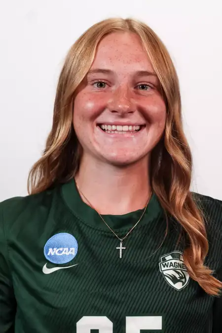 Ashley Smith, Soccer, Wagner College
