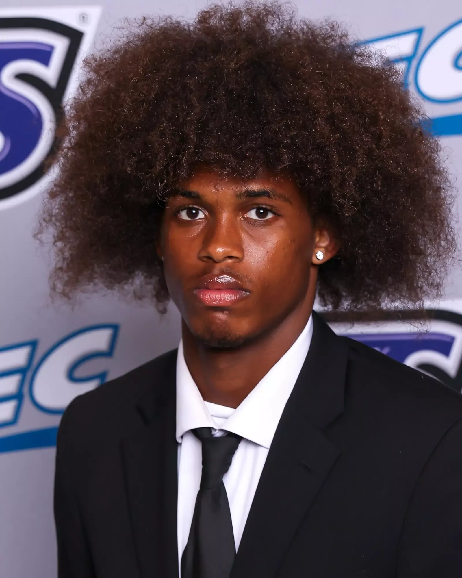 Orion Fernandez, Football, undefined