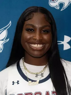 Sarei McGill, Basketball, St. Thomas University