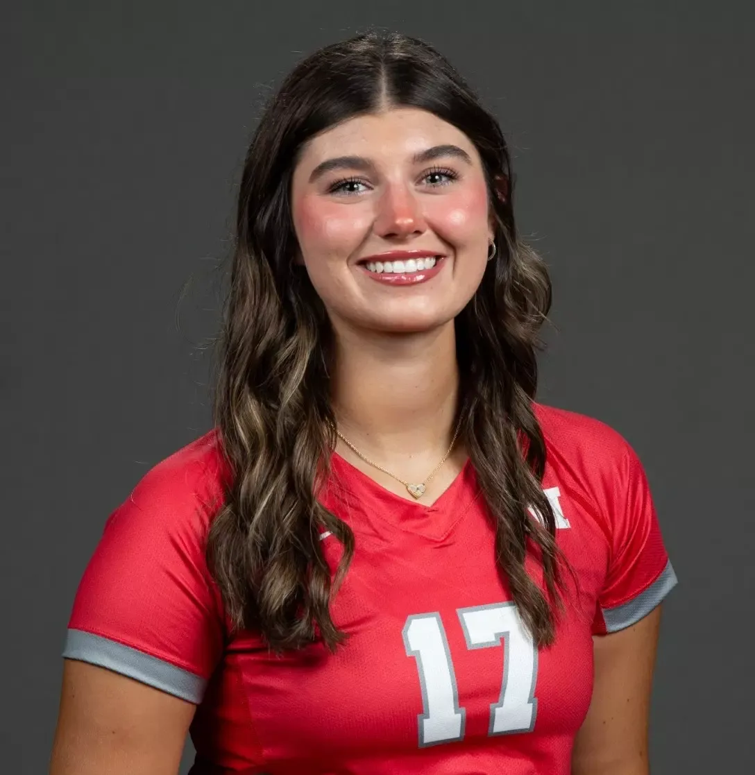Chloe Strachan, Volleyball, undefined