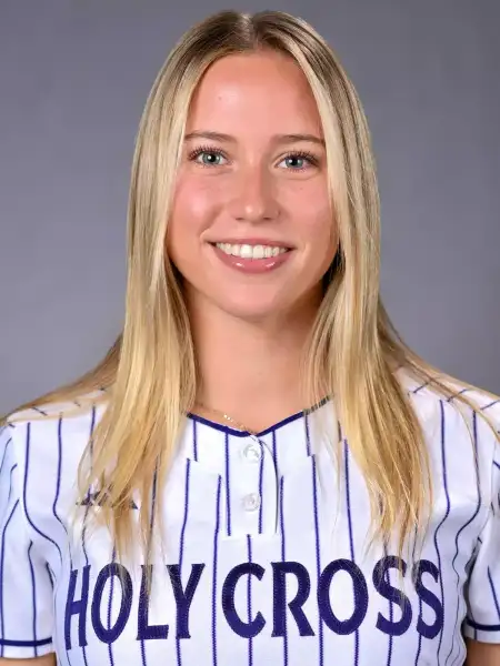 Brielle Bakker, Softball, College of the Holy Cross