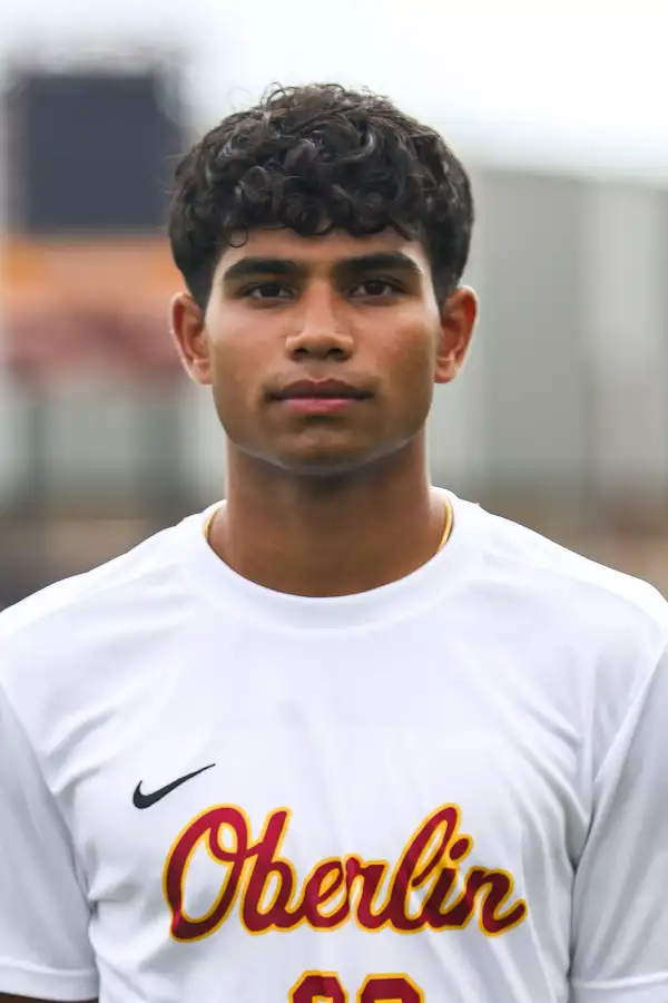 Sobha Magon, Soccer, Oberlin College