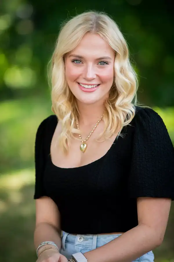 Julia Mason, Swimming & Diving, Loyola University Maryland