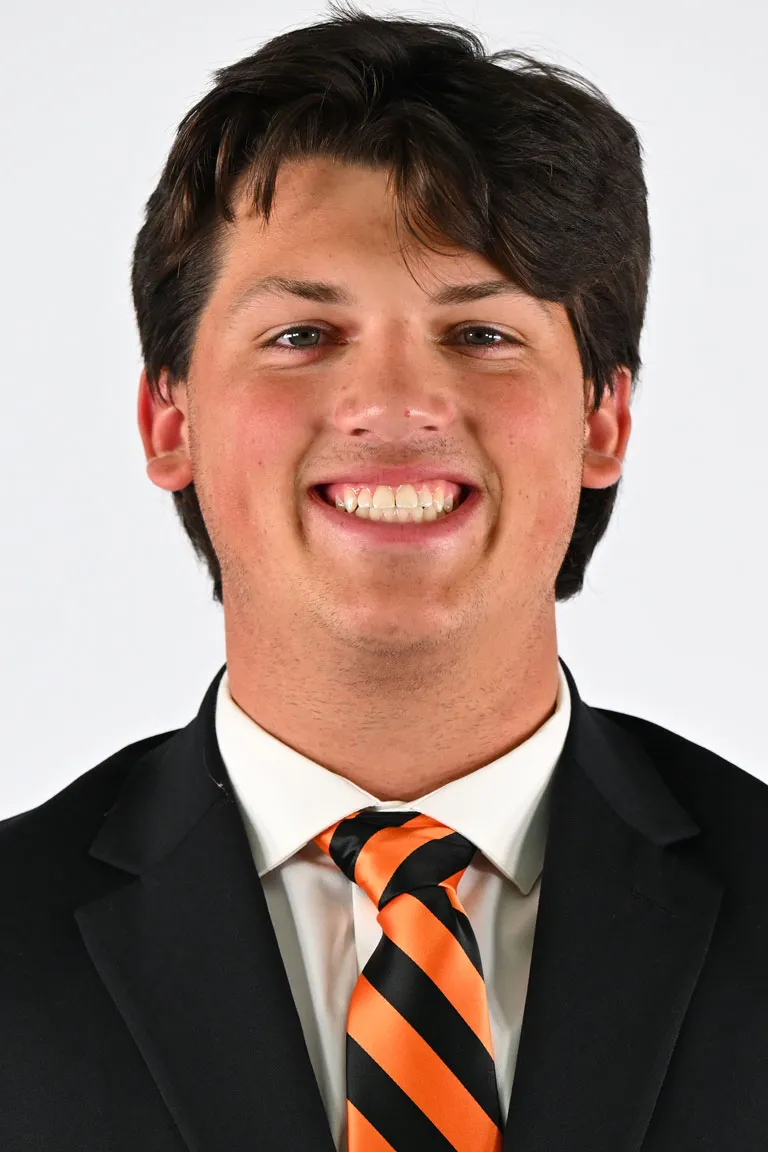 Luke Gnepper, Football, undefined
