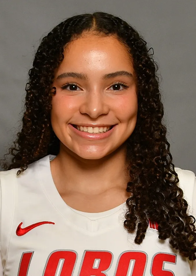 Maya Thompson, Basketball, undefined