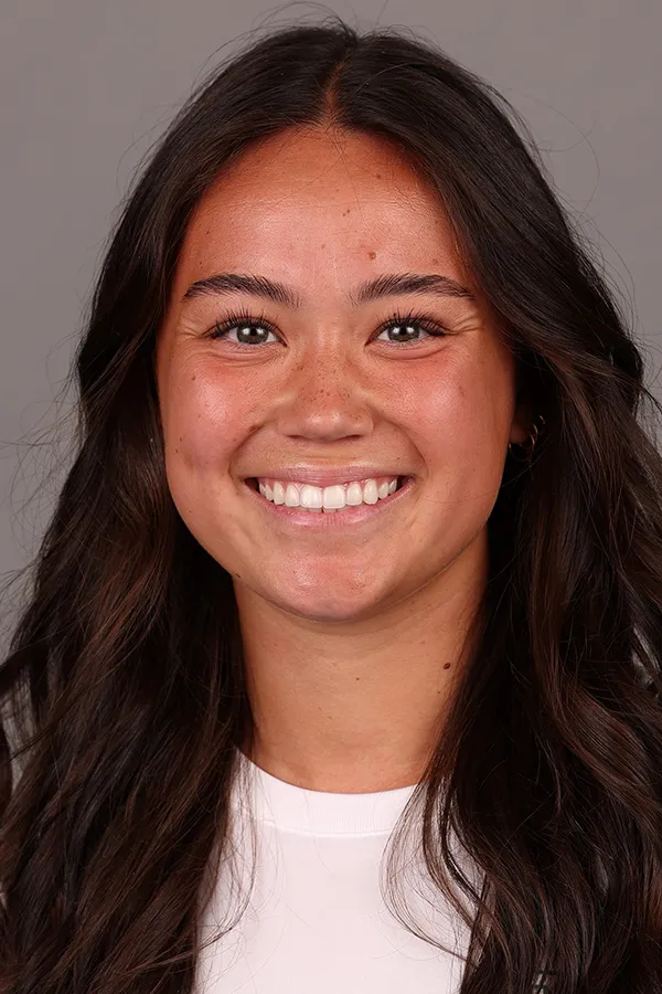 Miya Alamares, Soccer, University of Oregon