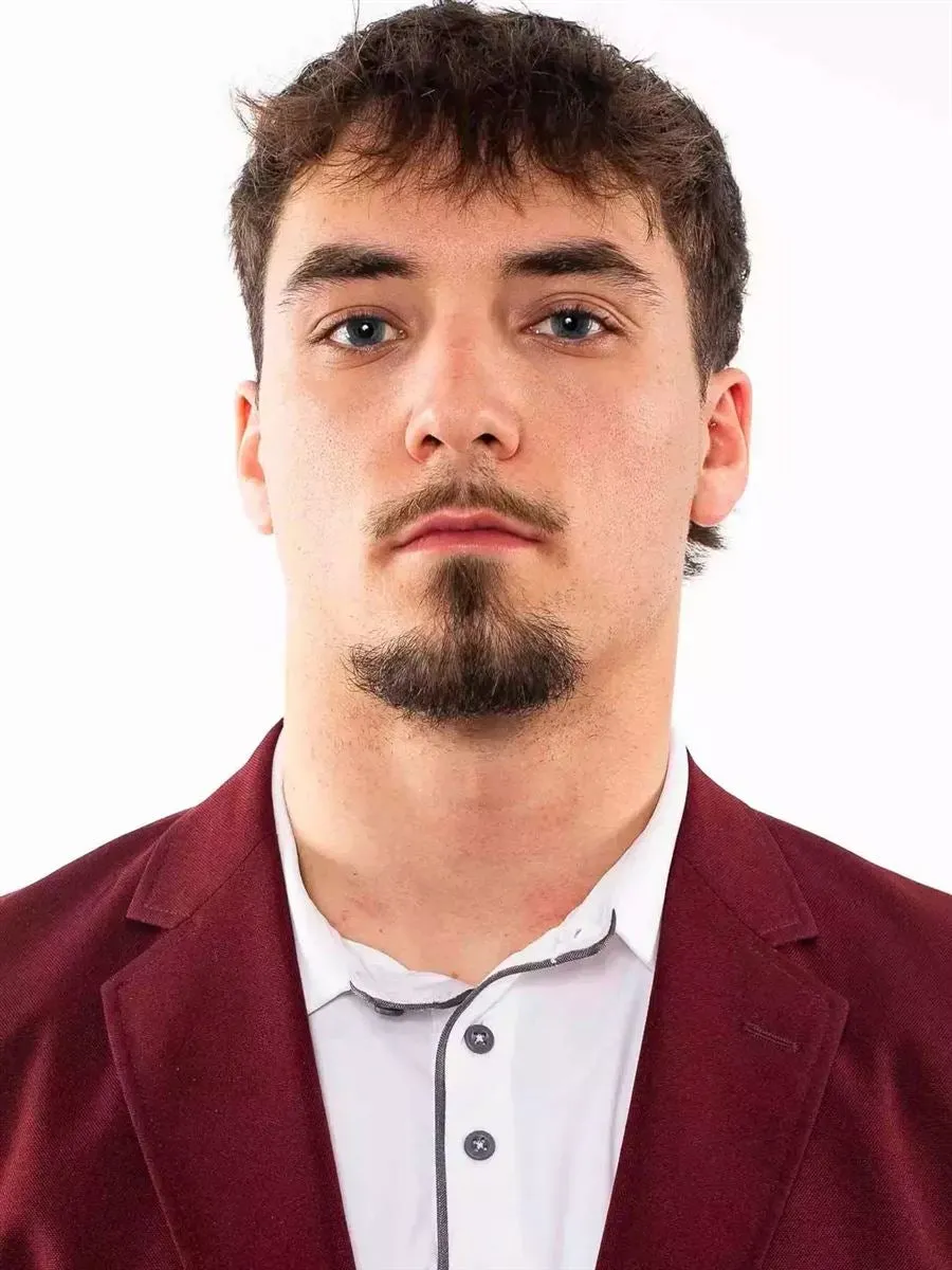 Elijah Gordon, Football, undefined