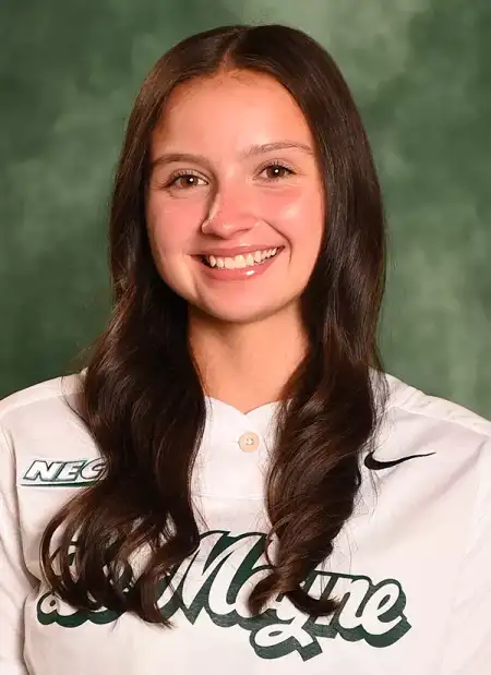 Sydney Nesci, Softball, Le Moyne College