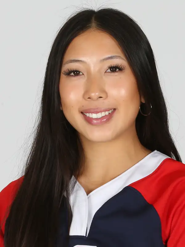 Lauren Tran, Softball, Saint Mary's University