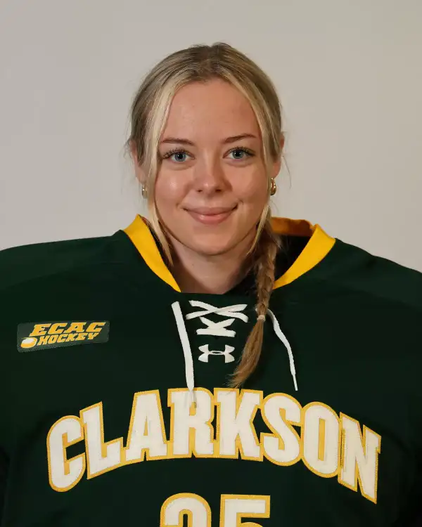 Aneta Senkova, Hockey, Clarkson University