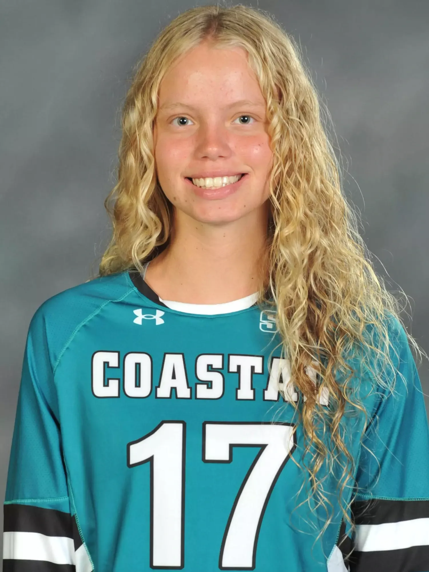 Bella Loeswick, Volleyball, undefined