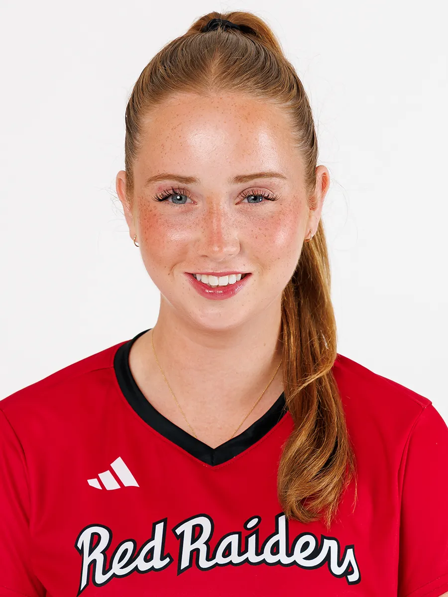 Millie Elwood, Soccer, undefined