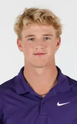 Tyler Strong, Golf, undefined