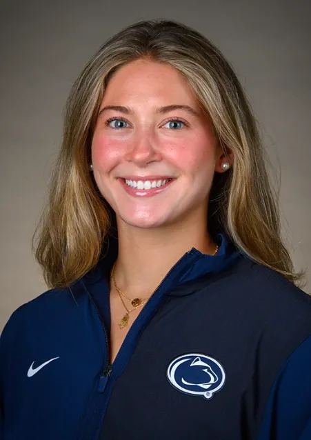 Leah Stecker, Hockey, undefined