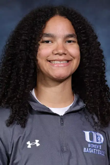 Janina Williams, Basketball, University of Dubuque