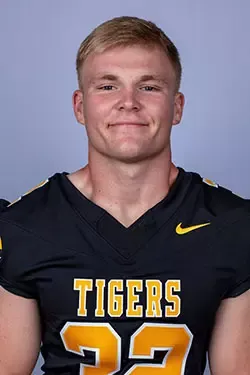 Logan Dodson, Football, undefined