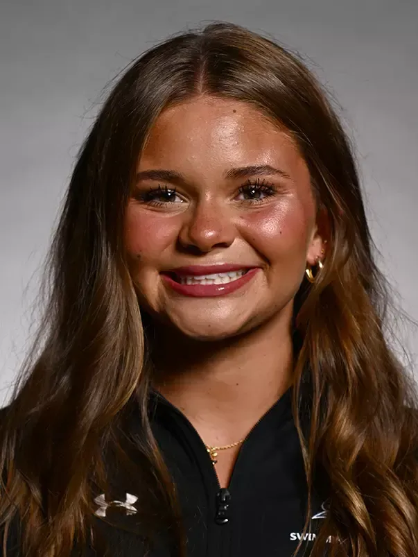 Isabella Gnewuch, Swimming & Diving, South Dakota State University