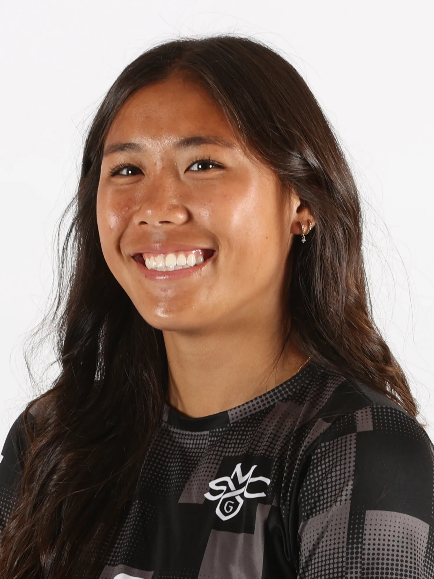 Soraya Souvanaphong, Soccer, Saint Mary's University