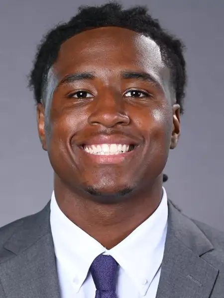 SirCharles Gordon, Football, College of the Holy Cross