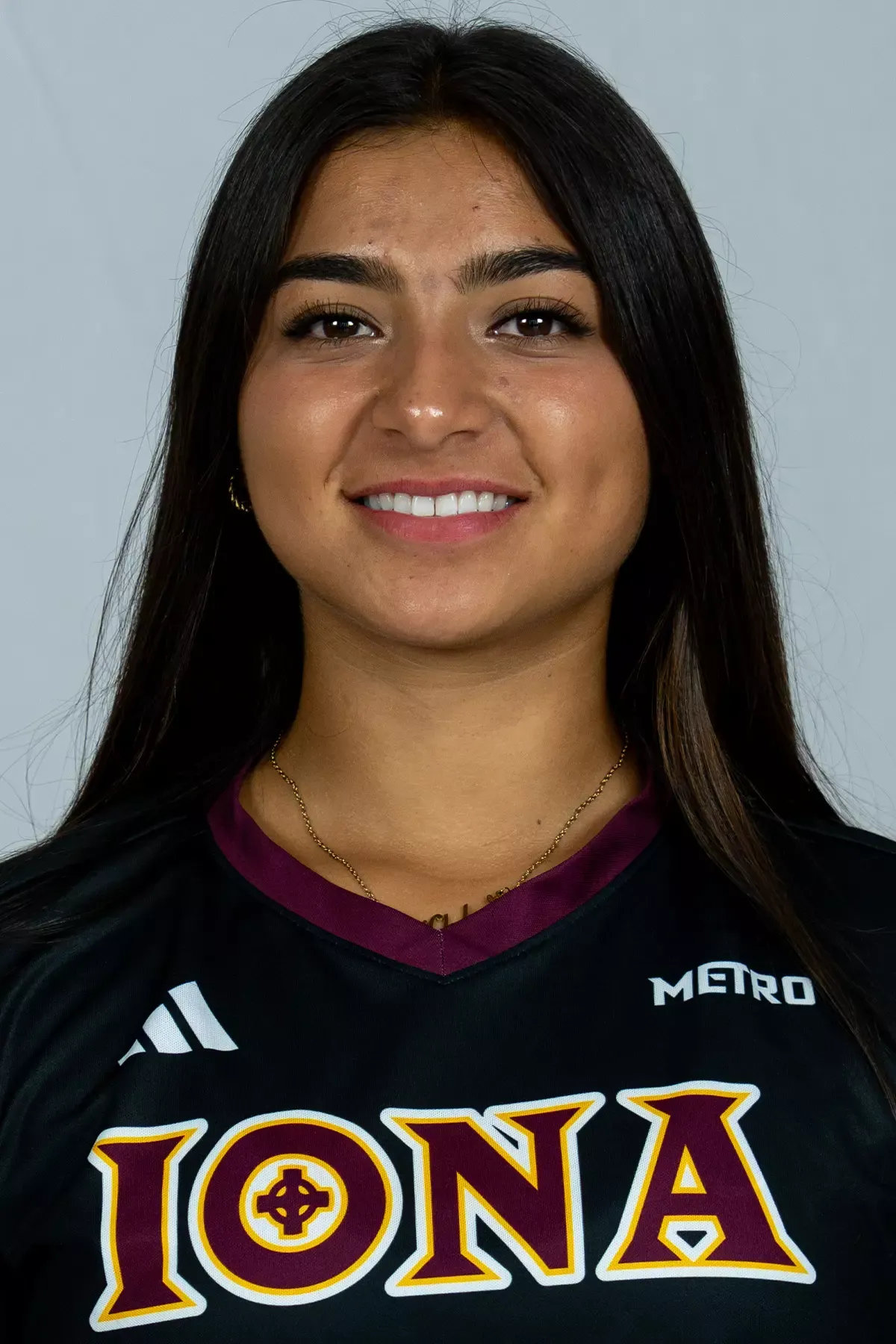 Khloe Olano, Soccer, Iona University