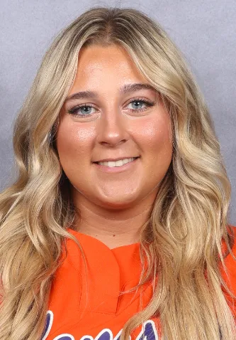 Lexie Hames, Softball, undefined