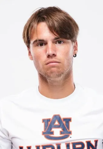 Iker Urribarrens, Tennis, undefined