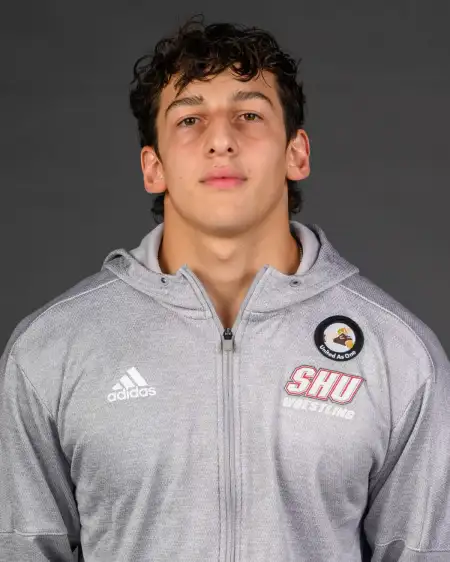 Lucas Gutierrez, Wrestling, Sacred Heart University