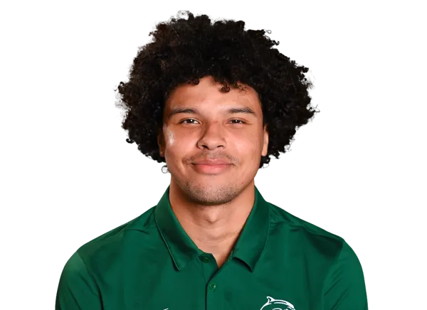 Isaac Nyakundi, Basketball, Le Moyne College