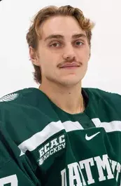 Tyler Grahme, Hockey, undefined