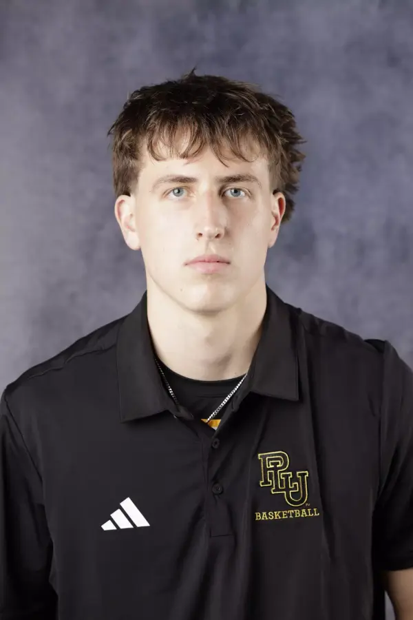 Shaun Burton, Basketball, Pacific Lutheran University