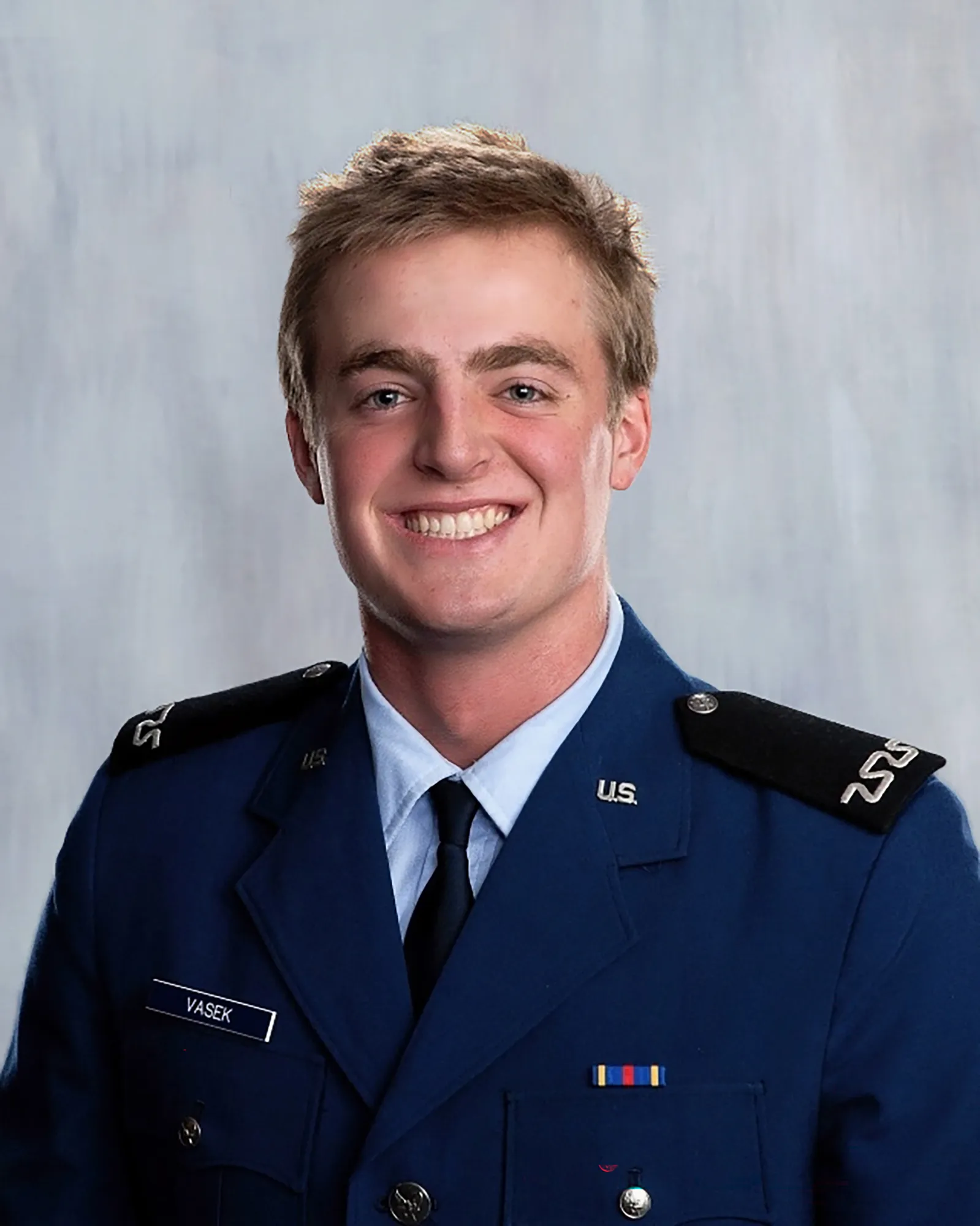 Connor Vasek, Football, undefined